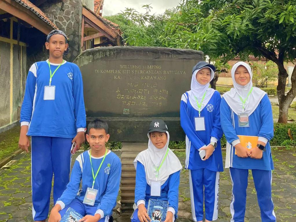 Outing Class Candi Jiwa