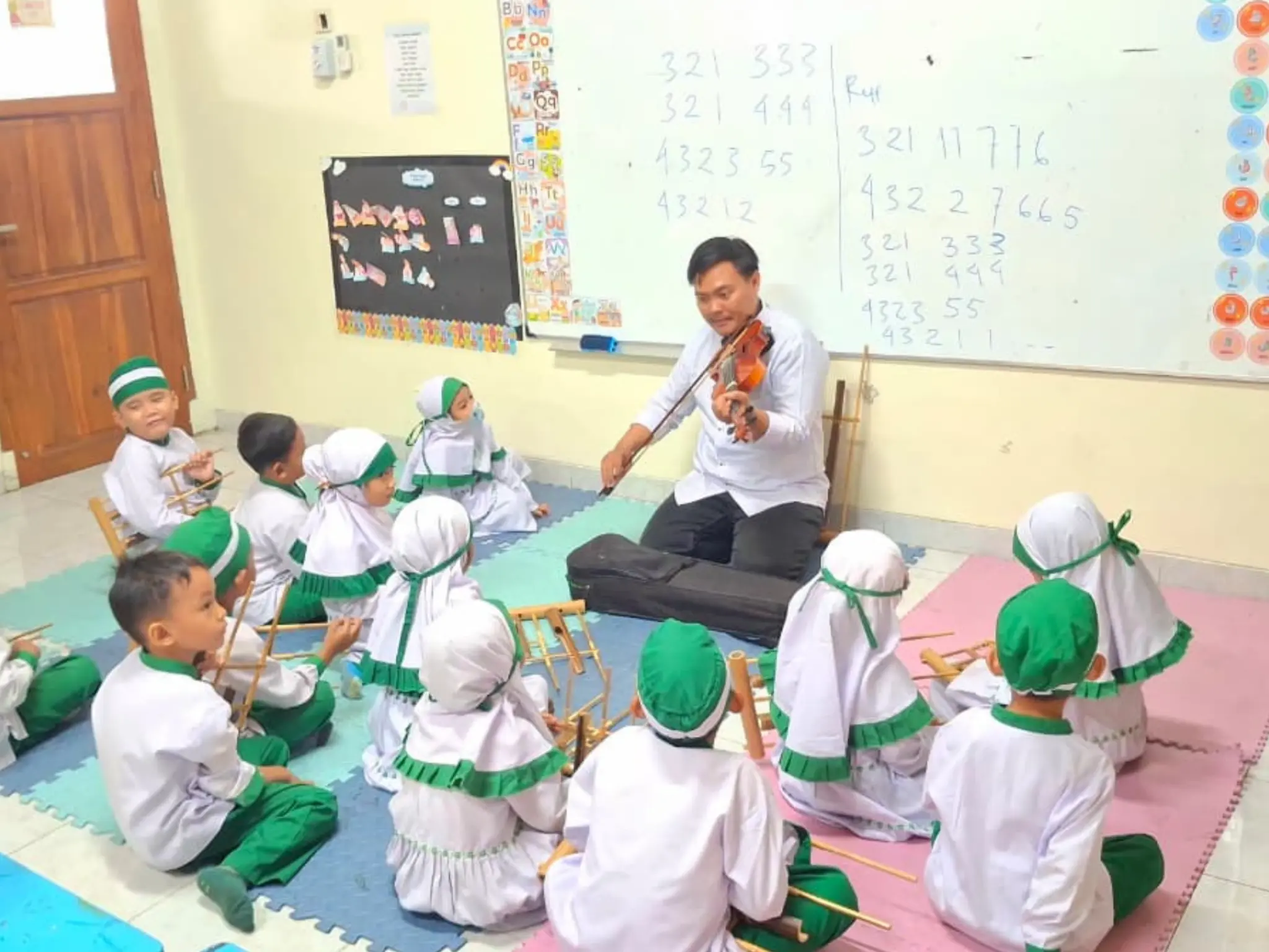 Ekstrakurikuler Angklung